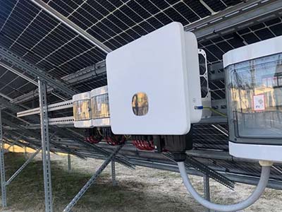 The Ultimate Guide: Comparing 3 Phase Grid Tie Inverters with Single Phase Inverters